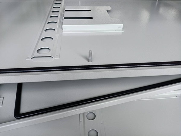 六代懸臂式常量數(shù)控密封涂膠設備