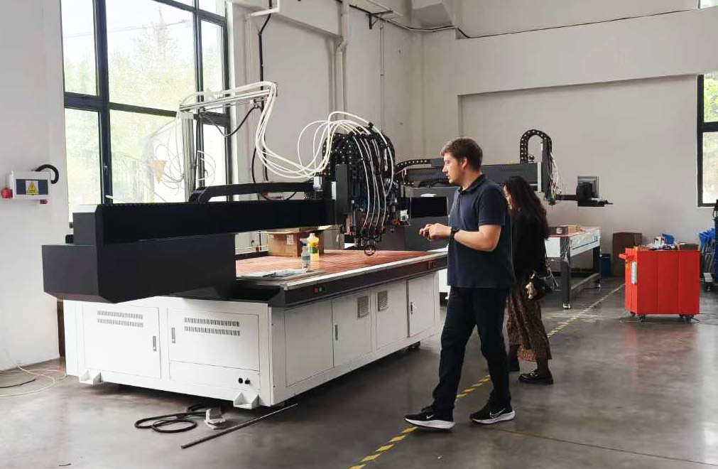 俄羅斯客戶(hù)驗(yàn)廠-2